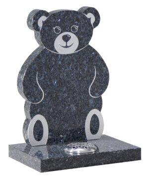 wg223 children's memorial with teddy bear