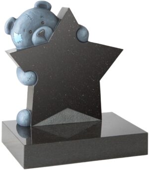 wg230 children's memorial with carved 'patch' teddy bear and star