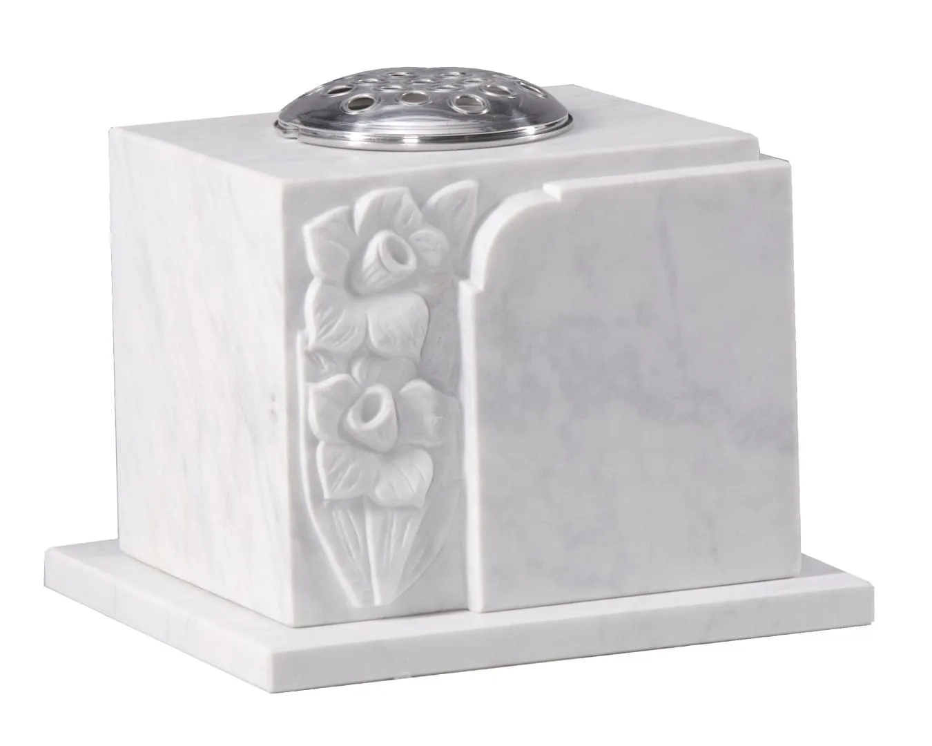 wg279 memorial vase with carved daffodils